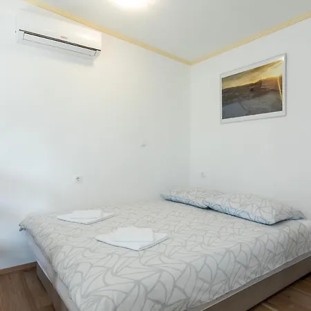 Holiday home Mobile Mia *nature Paradise For 2